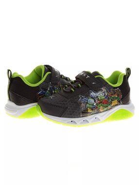 Teenage Mutant Ninja Turtles Toddler Size 6 Light Up Sneakers
